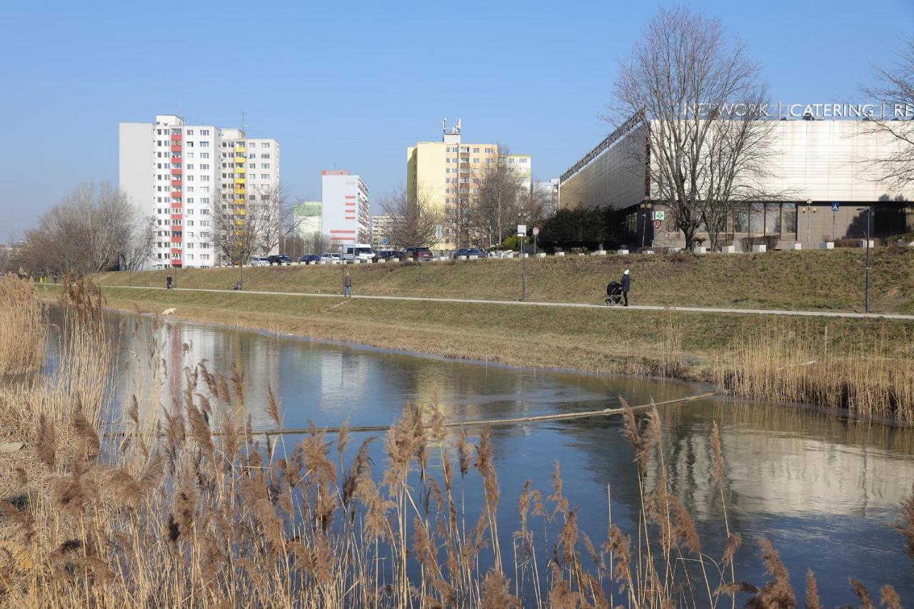 Sunny House Two Bratislava Exterior foto